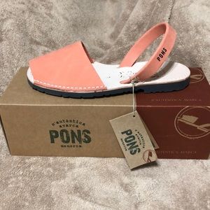 PONS LEFT SHOE ONLY (ONLY ONE)